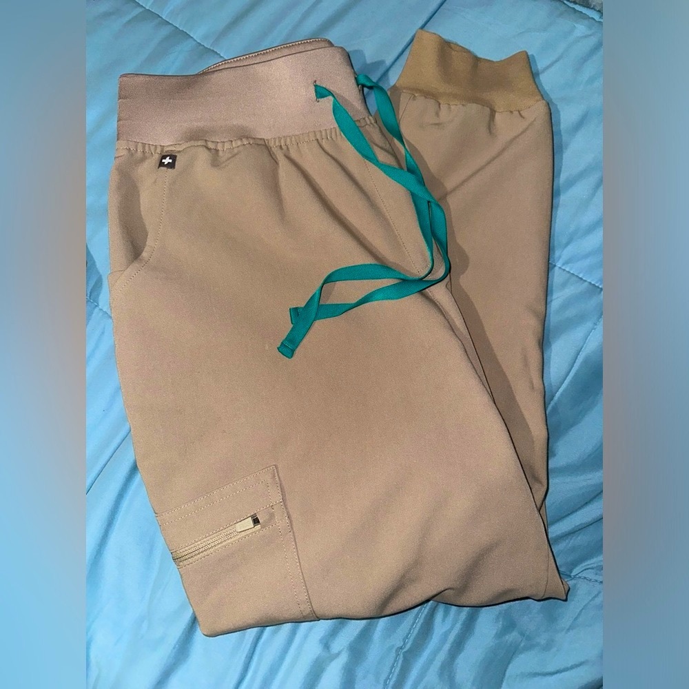Figs scrub pants